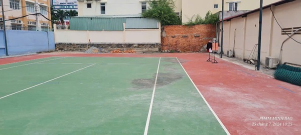 Thi Công Sân Pickleball Trên Sân Tennis Cũ