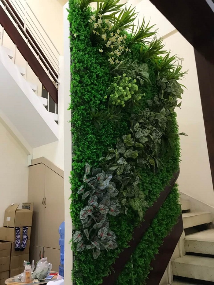 Giá của tường cây giả phụ thuộc vào những yếu tố nào? 